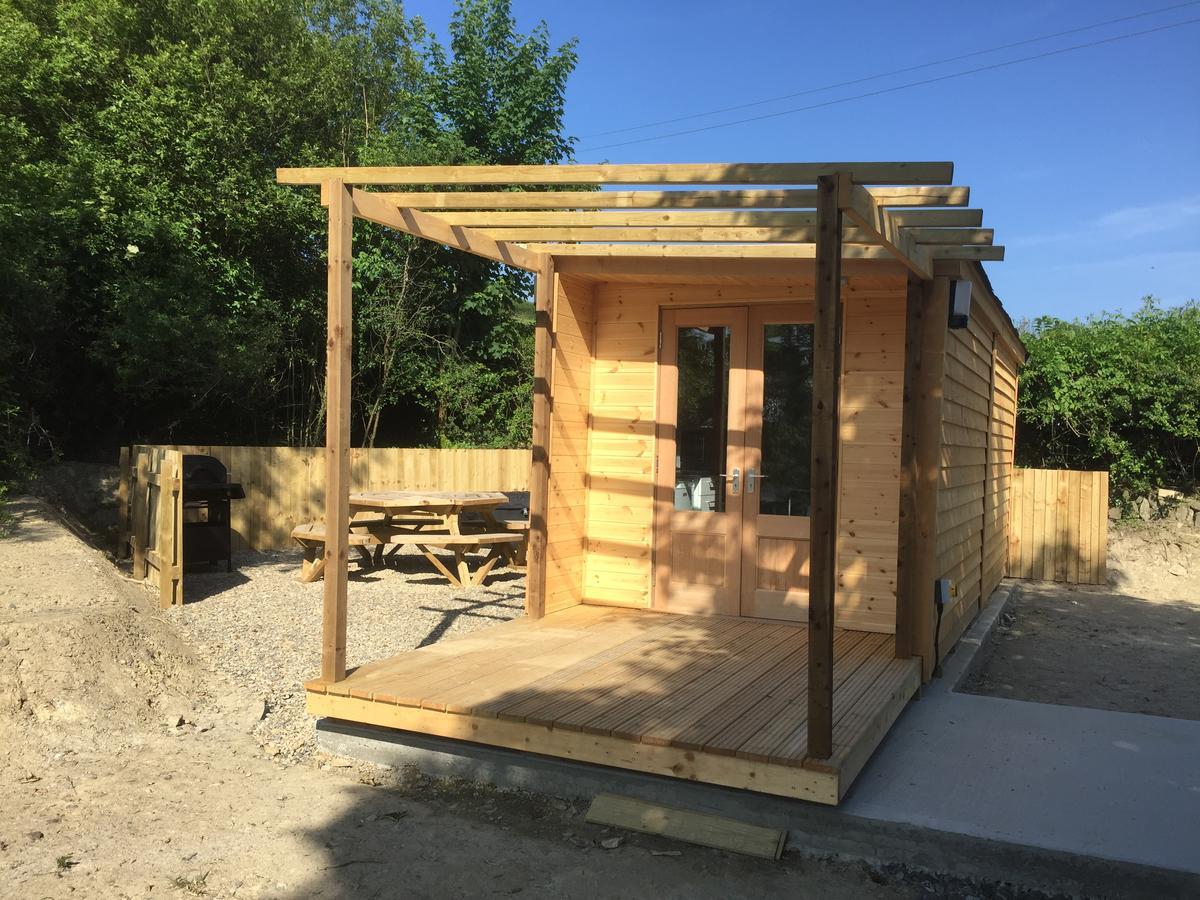 Romantic Getaway Luxury Wooden Cabin With Private Hot Tub And Bbq Aberystwyth Exteriör bild
